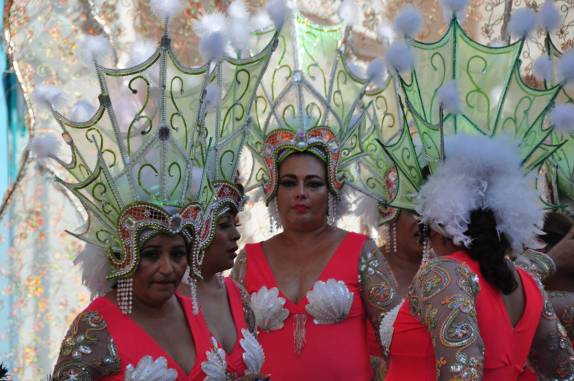 Fantasias de carnaval em Isla Mujeres, no litoral sul do México, do lado do Caribe